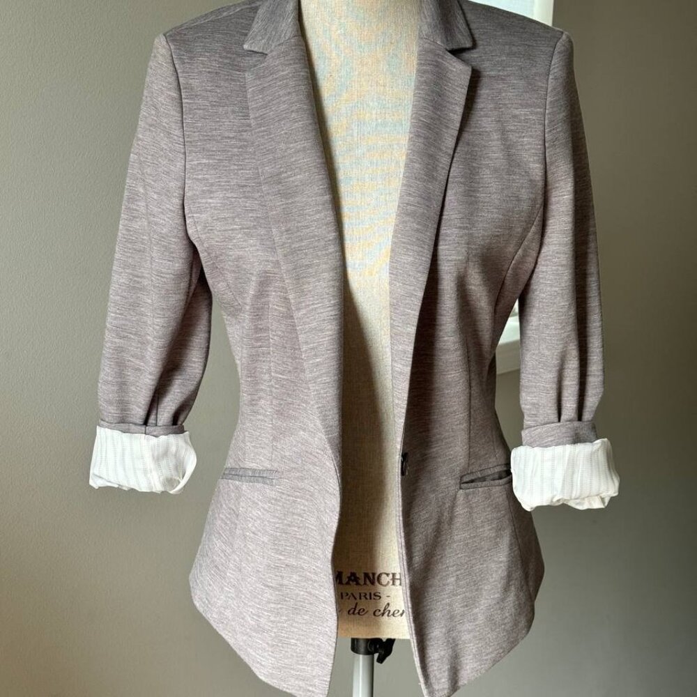 H&M Wrinkle Free Stretchy Blazer - Size 8